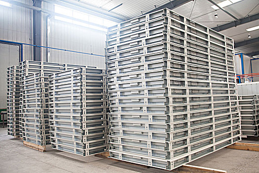 金屬制品規范圖片大全與素材選擇指南